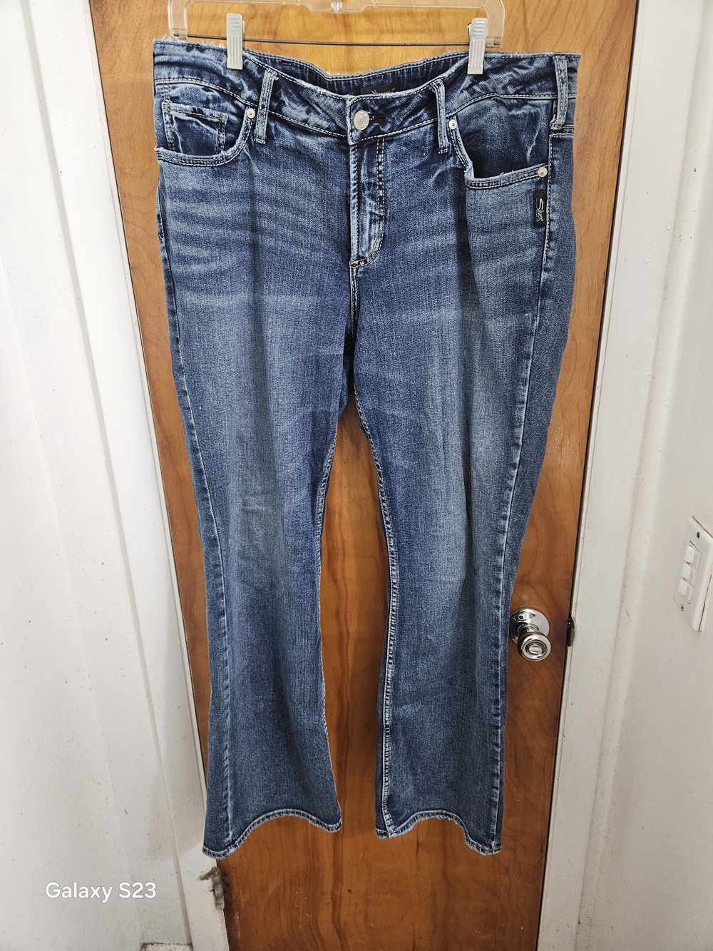 Silver Jeans Women's Flare in Medium Blue Wash